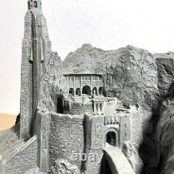 The Lord Of Rings Weta Helm'S Deep Statue Ravine