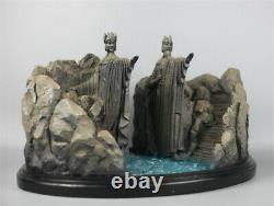 The Lord of the Rings Gates of Argonath Gates of Gondor Scene Model Statue 25cm