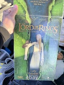 The Lord of the Rings Lady Galadriel PolyStone Statue Sideshow Weta Collection