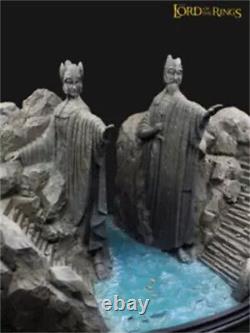 The Lord of the Rings The Argonath Gates of Gondor Movie Scene Statue New Stock