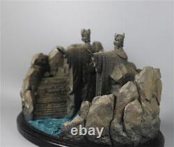 The Lord of the Rings The Argonath Gates of Gondor Movie Scene Statue New Stock