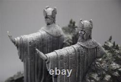 The Lord of the Rings The Argonath Gates of Gondor Statue Bookend Figure 1Pair
