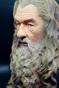 The Ring Of Lords Gandalf Bust Painted Model Statue 30cm New Hot Toy In Stock