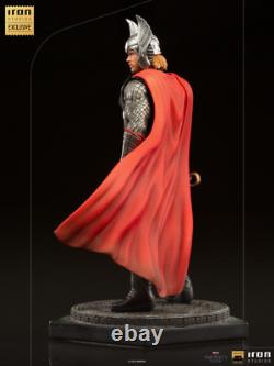 Thor (2011) Thor Deluxe 1/10th Scale Statue Ex Display