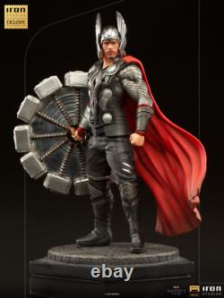 Thor (2011) Thor Deluxe 1/10th Scale Statue Ex Display