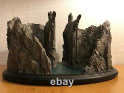 VERY RARE Weta The Argonath polystone statue The Lord of The Rings 500 worldwide