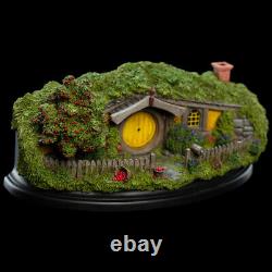 WETA Lord of the Rings 13 Apple Orchard Hobbit Hole Village NEW