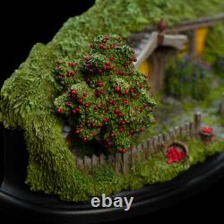 WETA Lord of the Rings 13 Apple Orchard Hobbit Hole Village NEW