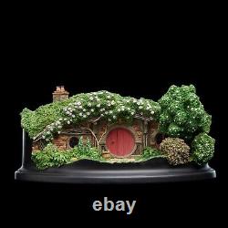 WETA Lord of the Rings 22 Pine Grove Hobbit Hole Polystone Collectible Statue