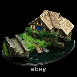 WETA Lord of the Rings Hobbiton Mill & Bridge Polystone Village Statue NEW