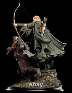 WETA Lord of the Rings Legolas and Gimli at Amon Hen 16 Figure Statue Set NEW