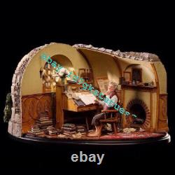 WETA The Lord of the Rings Bilbo Baggins Resin Statue In Bag end 1/6 In Stock DX