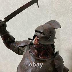 WETA Uruk Hai Swordsman Statue Lord of the Rings Hobbit Serial No. 1369/1500 RARE