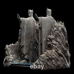 WETA Workshop Lord of the Rings The Argonath Environment SEALED CASE