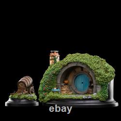 Weta 2A HILL LANE Hobbiton Model Statue The Lord of the Rings Display IN STOCK