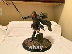 Weta Aragorn at Amon Hen Statue Lord of The Rings Weta Workshop Collectible