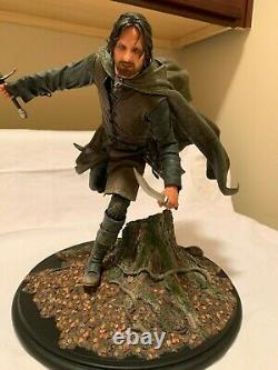 Weta Aragorn at Amon Hen Statue Lord of The Rings Weta Workshop Collectible