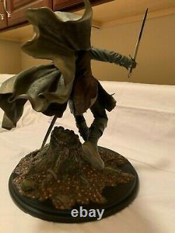Weta Aragorn at Amon Hen Statue Lord of The Rings Weta Workshop Collectible