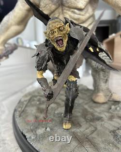 Weta Collectibles The Lord of the Rings Cave Troll of Moria Statue 1/6 Scale