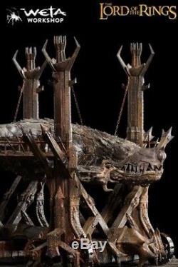 Weta Collectibles The Lord of the Rings Grond Prop Replica Statue New