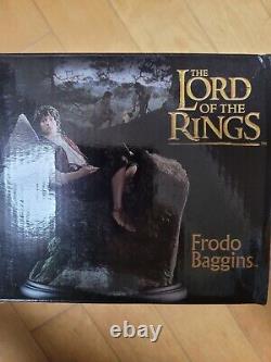 Weta Frodo Baggins In Tree Miniature Statue Lord Of The Rings