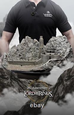 Weta Helm's Deep The Lord of the Rings Resin Statue 40cm Long Model INSTOCK