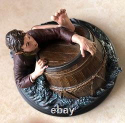 Weta Lord Of The Rings The Hobbit Bilbo Baggins Barrel Rider Statue Figure New