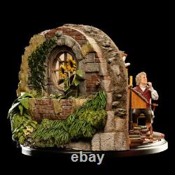 Weta Lord of the Rings Bilbo Baggins in Bag End Limited Edition Statue