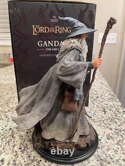 Weta Lord of the Rings Classic Series Gandalf the Grey Pilgrim 1/6 Scale Statue