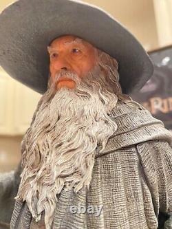 Weta Lord of the Rings Classic Series Gandalf the Grey Pilgrim 1/6 Scale Statue