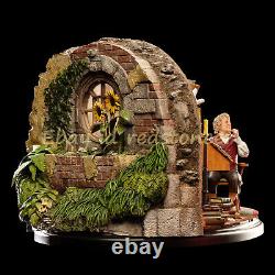 Weta Lord of the Rings Hobbit Hole Bilbo in Bag End 1/6 Resin Statue Figurine