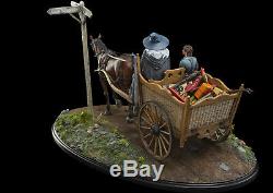Weta Lord of the Rings MASTERS COLLECTION Gandalf & Frodo on Cart Figure Statue