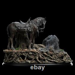 Weta Lord of the Rings Masters Collection Escape off the Road 16 Statue Figure