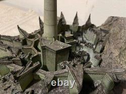 Weta Lord of the Rings Minas Morgul Enviornment Statue