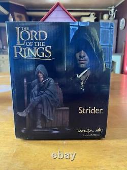 Weta Workshop THE LORD OF THE RINGS ARAGORN Strider Mini Statue Figure RARE